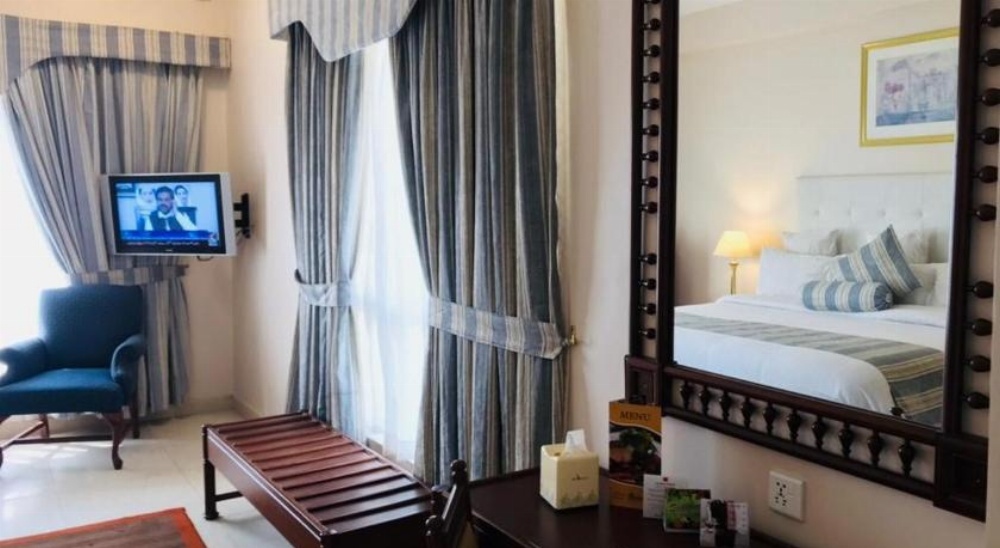 Beach Luxury Hotel Image 30