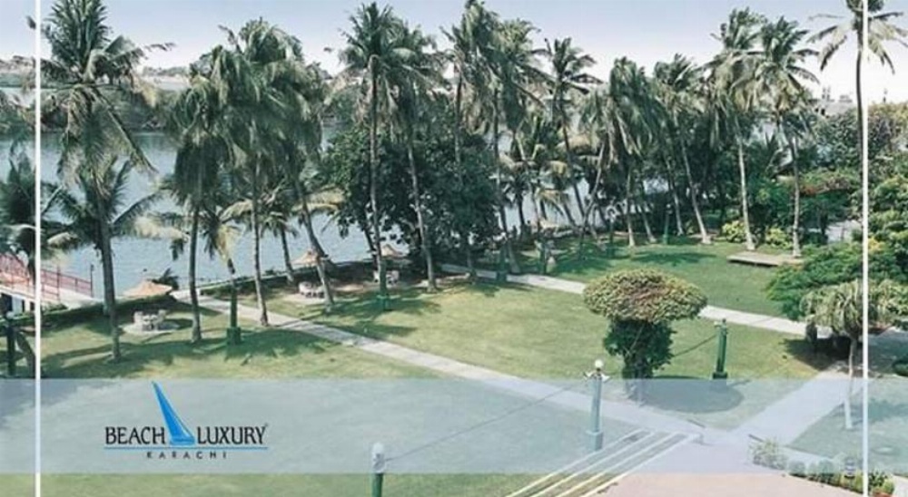 Beach Luxury Hotel Image 7